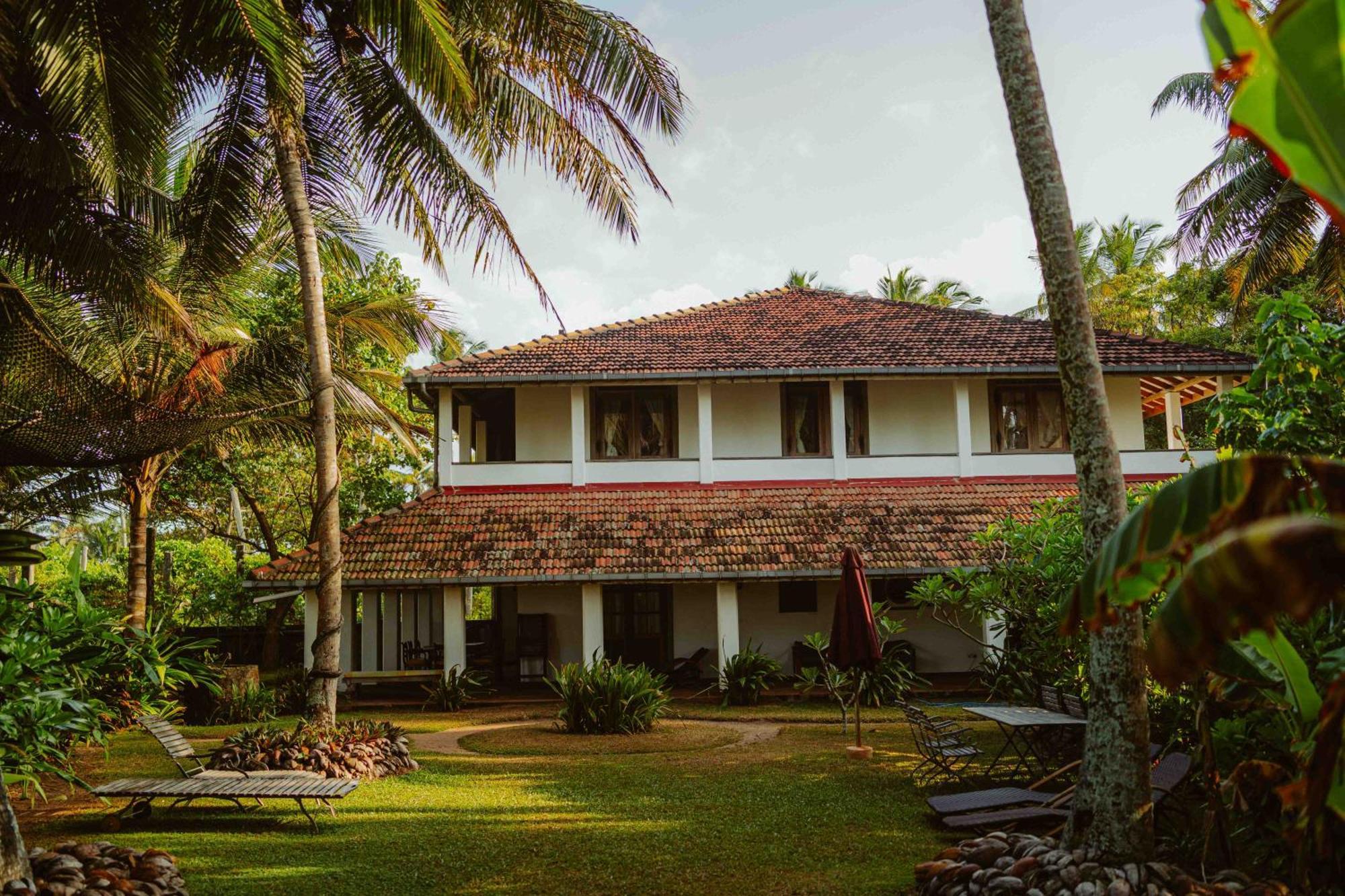 Amuura Beach Villa Beruwala Exterior photo